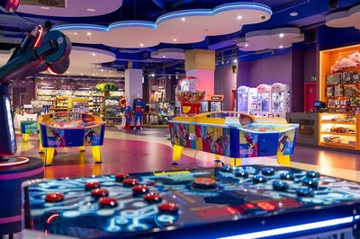 더 플레이그라운드